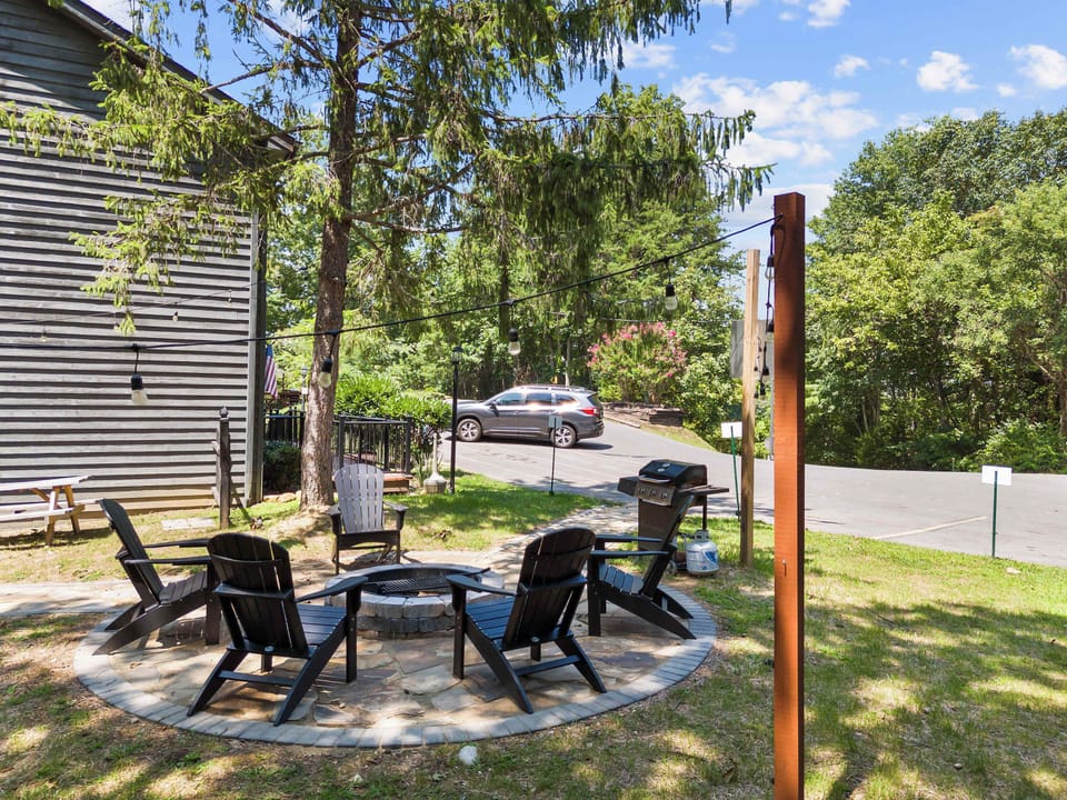 Or, fire up the BBQ grill for a delicious, classic cookout and enjoy a laid-back meal with loved ones. 