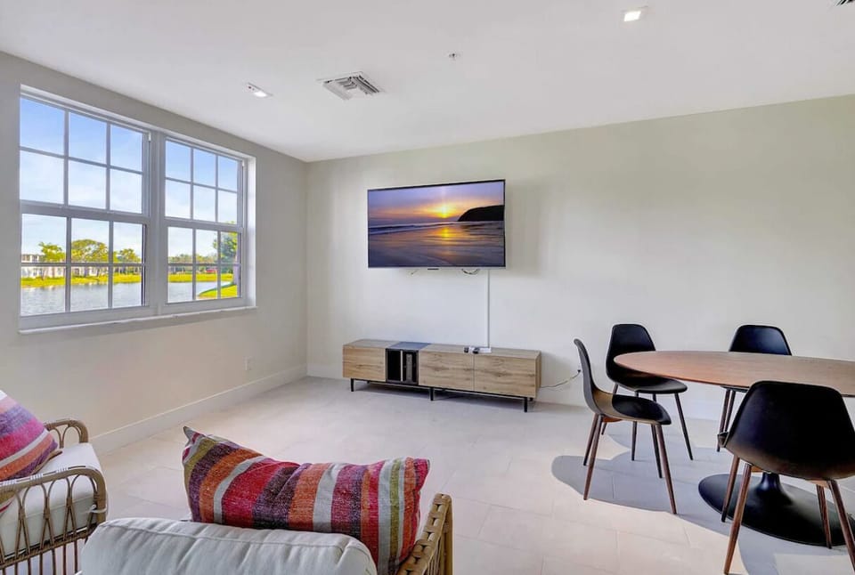 Common room for guest to use located in the gym