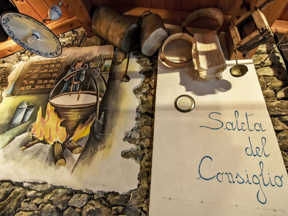 Mountainous Landforms, House, Hill, Mountain, Mountain Range, Cottage, Rural Area, Home, Valley