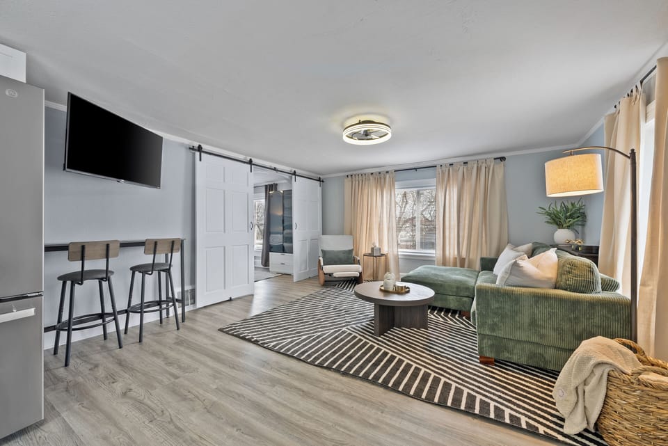 Cozy sectional with plenty of room for the whole group.