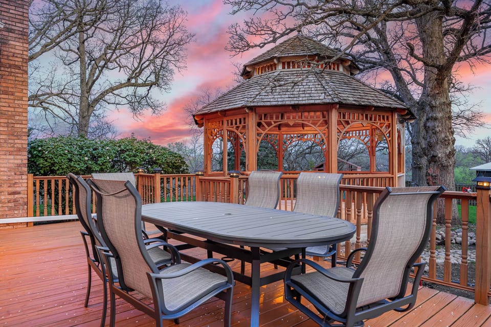 Baker Hill Back Porch