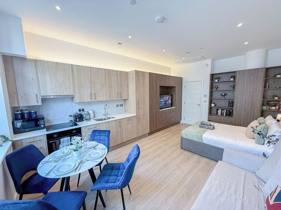 Chic 1-Bedroom Flat in Regent's Park near Marylebone
