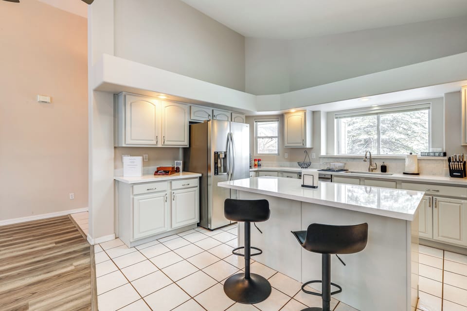 Kitchen | Keurig Coffee Maker | Dishwasher | Cooking Basics