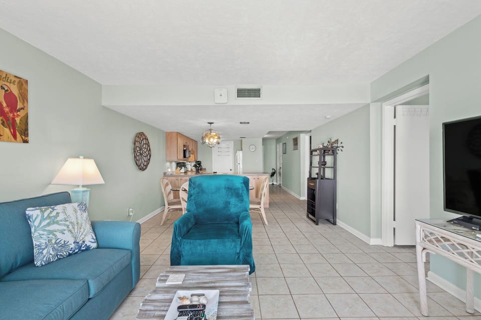 Pinnacle Port Unit B2-505 17