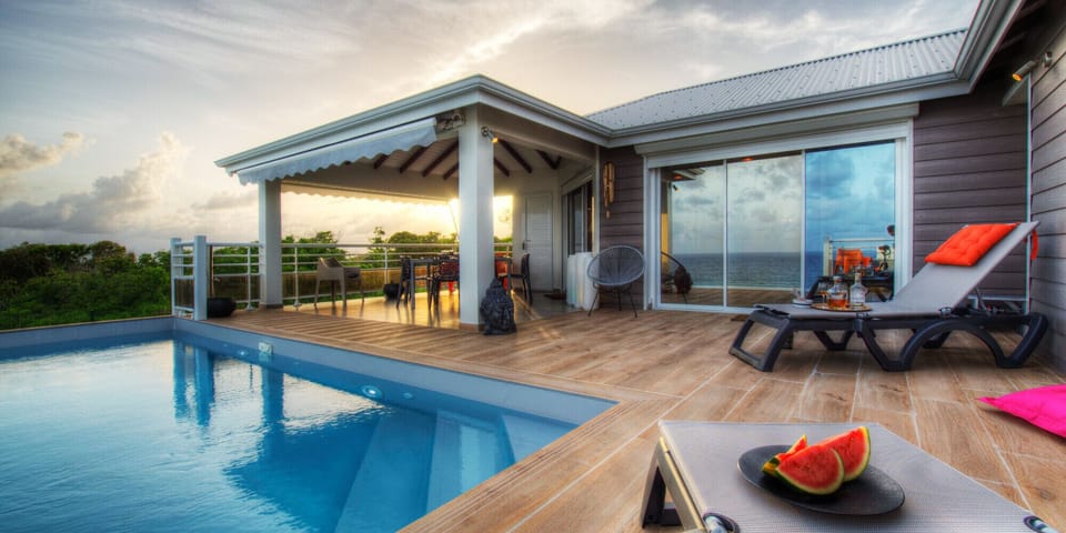 The beautifully decorated villa So Soleil sleeps 6. A beautiful 50m² terrace surrounds a generous infinity pool.