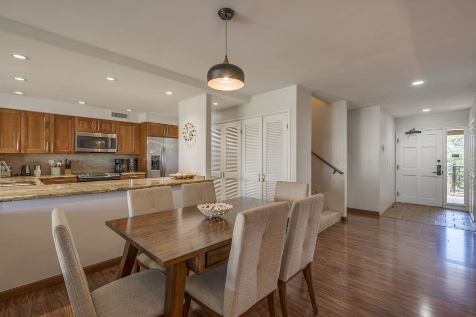 First unit dining area