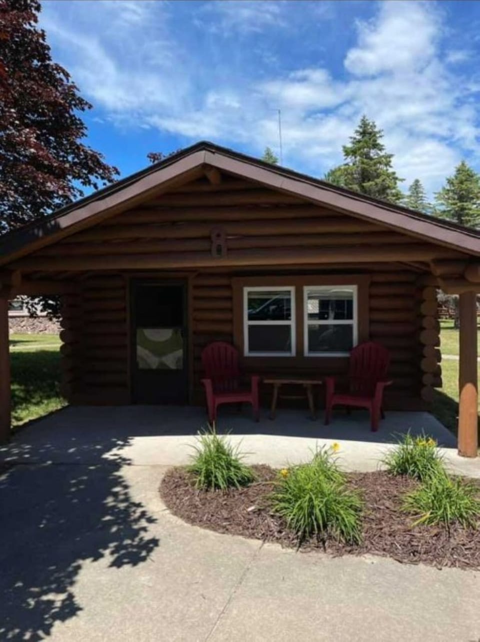 Cabin's exterior