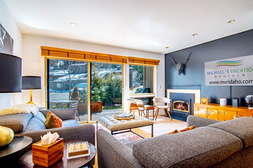 Welcome to International Village Next door to Warm Springs Lodge