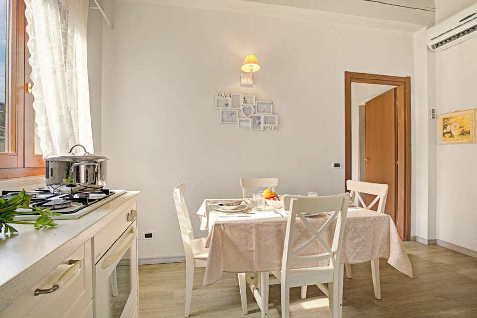 Kitchen and dining area