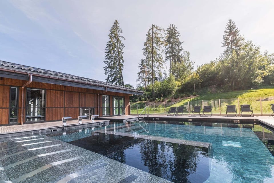 Holiday Home Swimming Pool