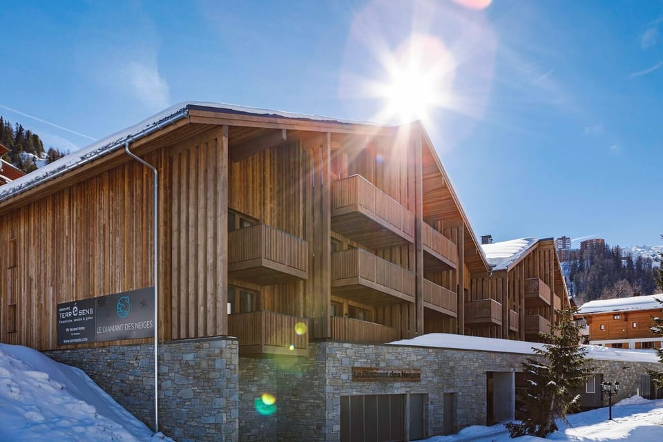 Holiday Home Exterior [winter]