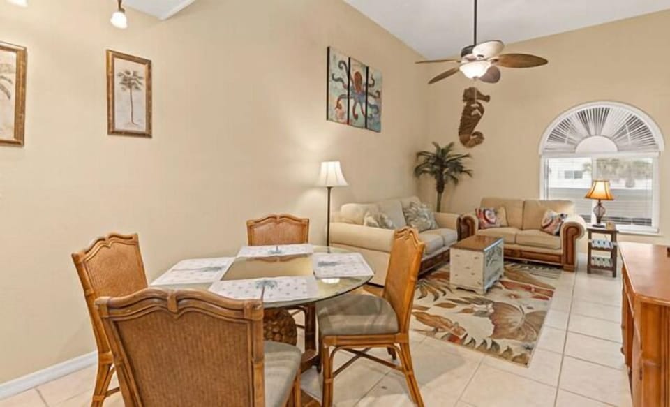 Living and Dining Area