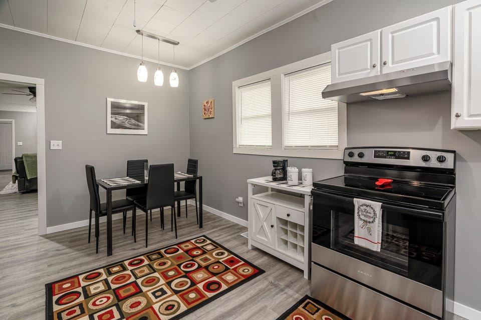 Dining area in Kitchen
