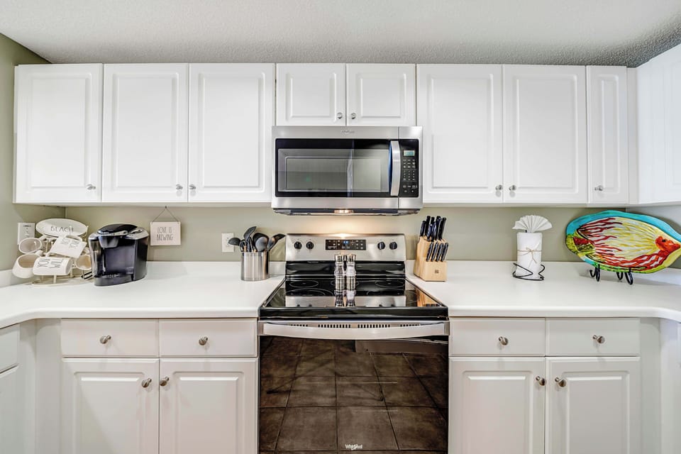 The fully equipped kitchen features stainless-steel appliances and has everything you need to prepare meals for family & friends.