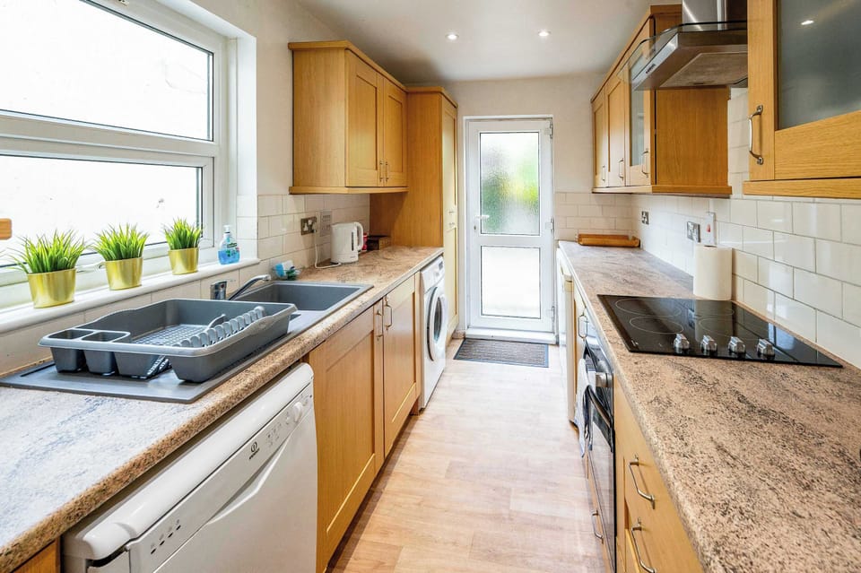 Well-equipped kitchen