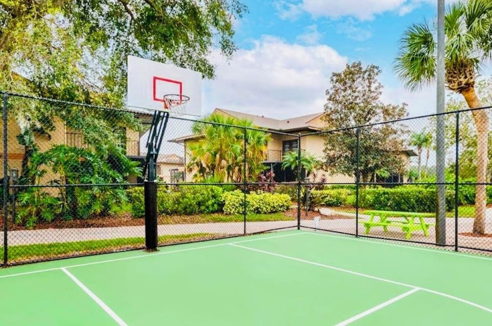 Sport court