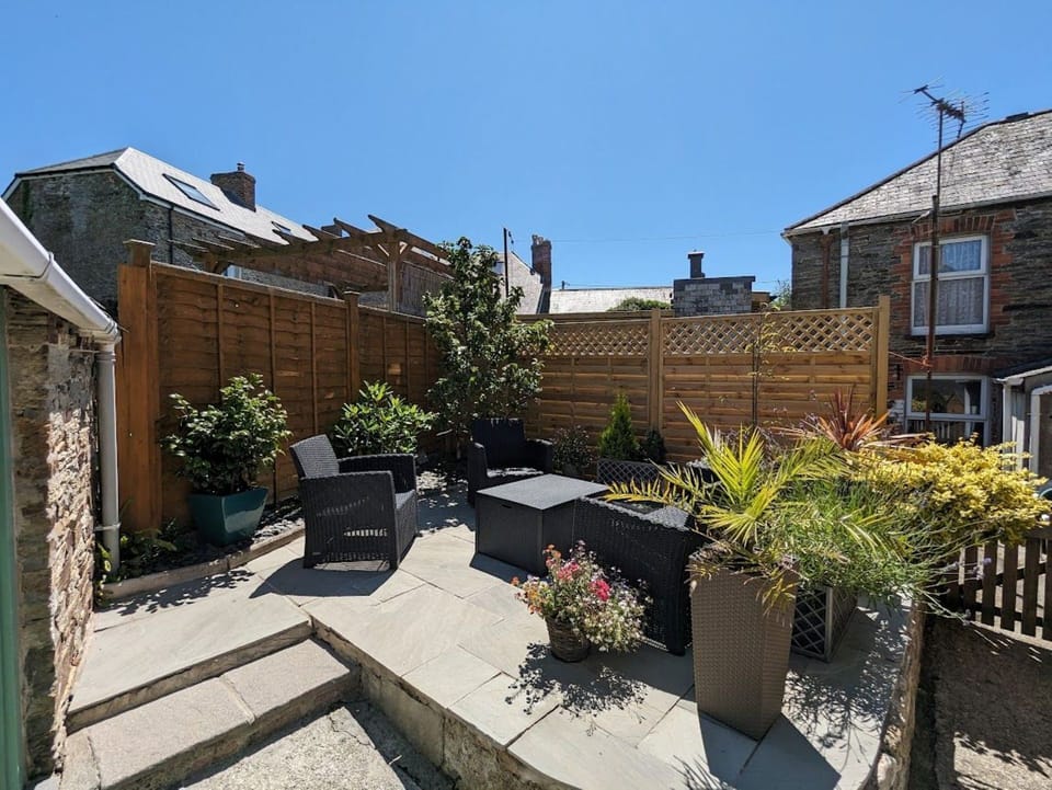 Rock Cottage, St Issey, PL27 7QB  Raised patio - rear garden