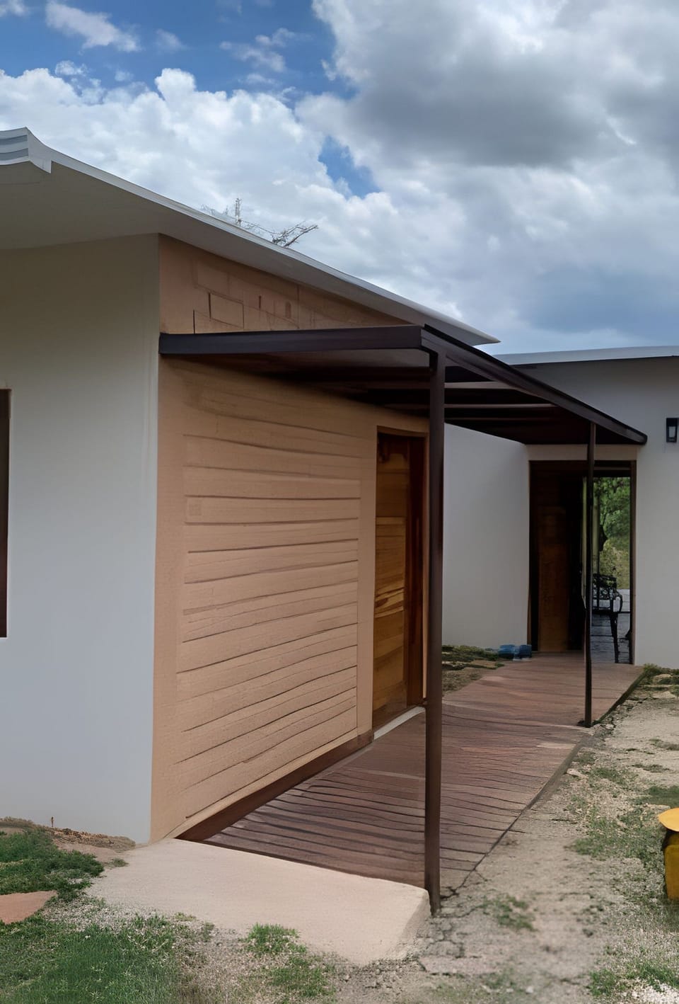 Facade / entrance