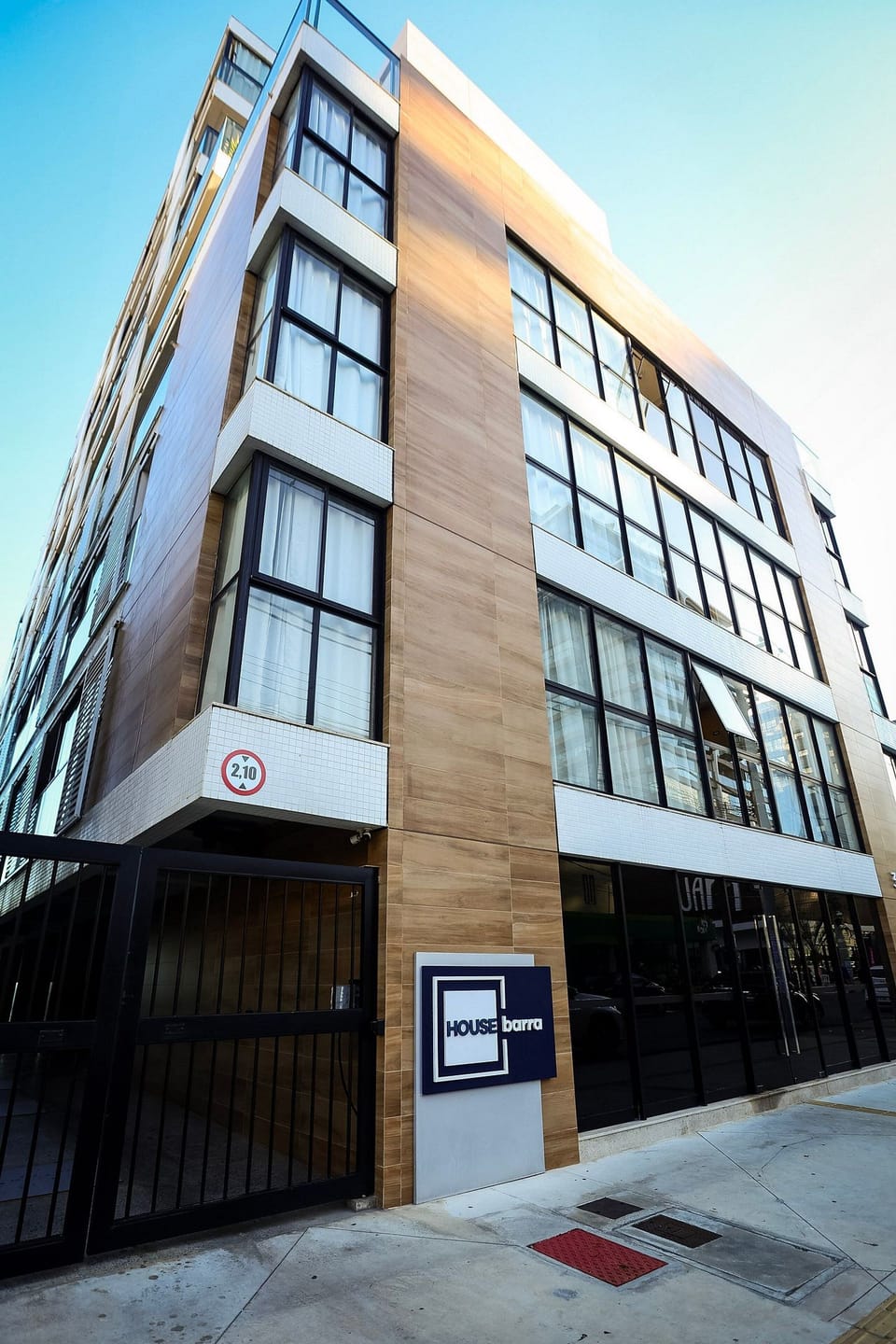 Facade / entrance