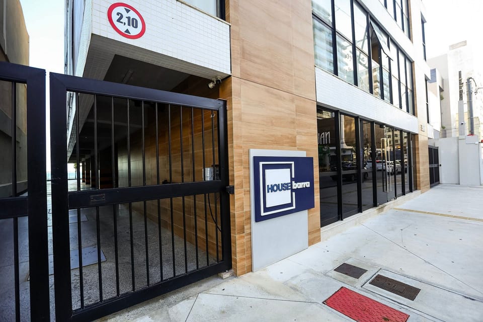 Facade / entrance