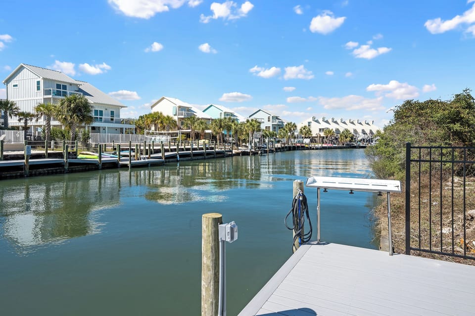Dock with power, water and fish cleaning station. Yes, you can park a couple of 