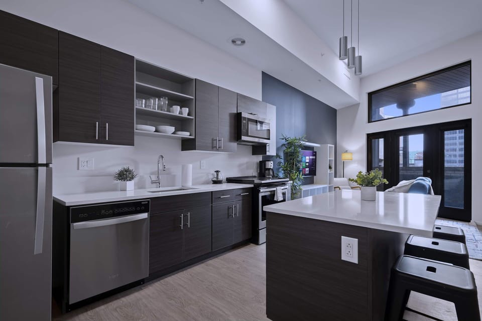 Full Kitchen