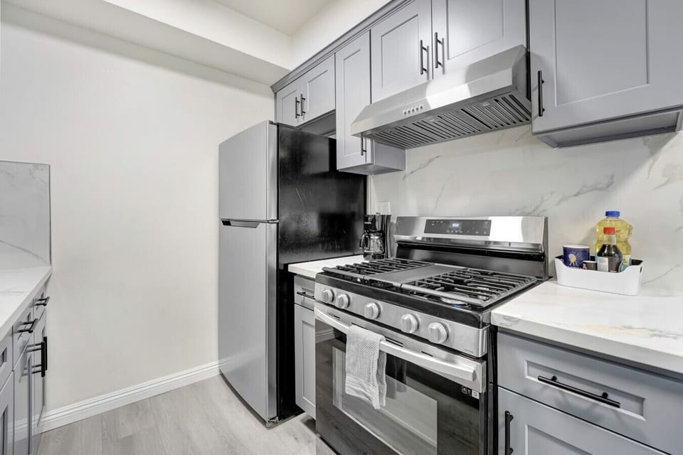 Whip up vacation meals in a kitchen designed for flavor and fun.