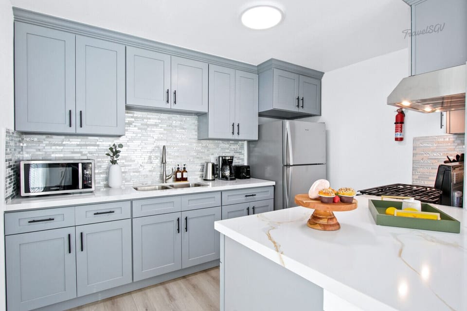 Dine in style, cook with ease. Our brand-new kitchen turns meals into moments.  #travelsgvcertified