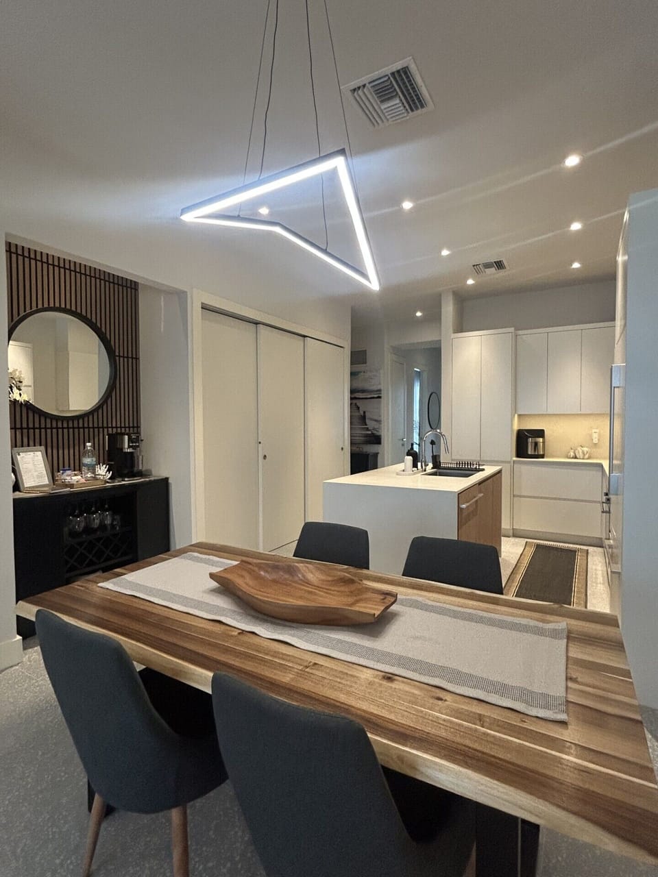 Dining Room:
-Hardwood table
-Comfortably sits 4 with plenty of space