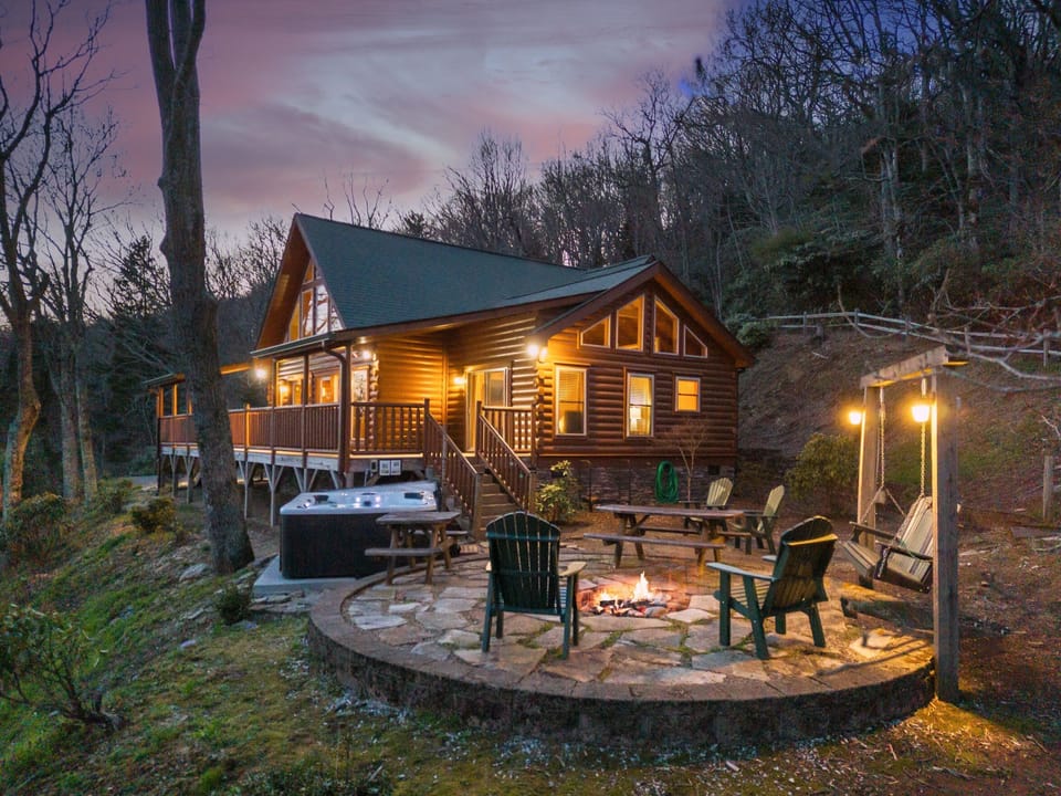 Welcome to Cardinals View Lodge!