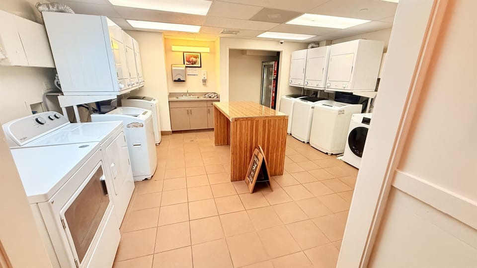Free Laundry Room