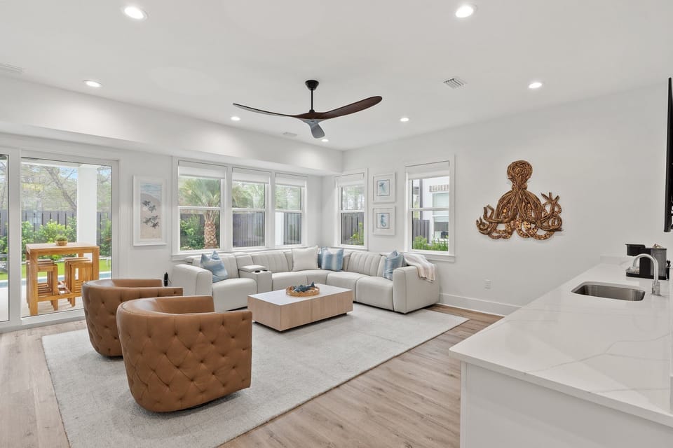 Multiple living areas offer plenty of space for relaxing, entertaining, and gathering with loved ones!