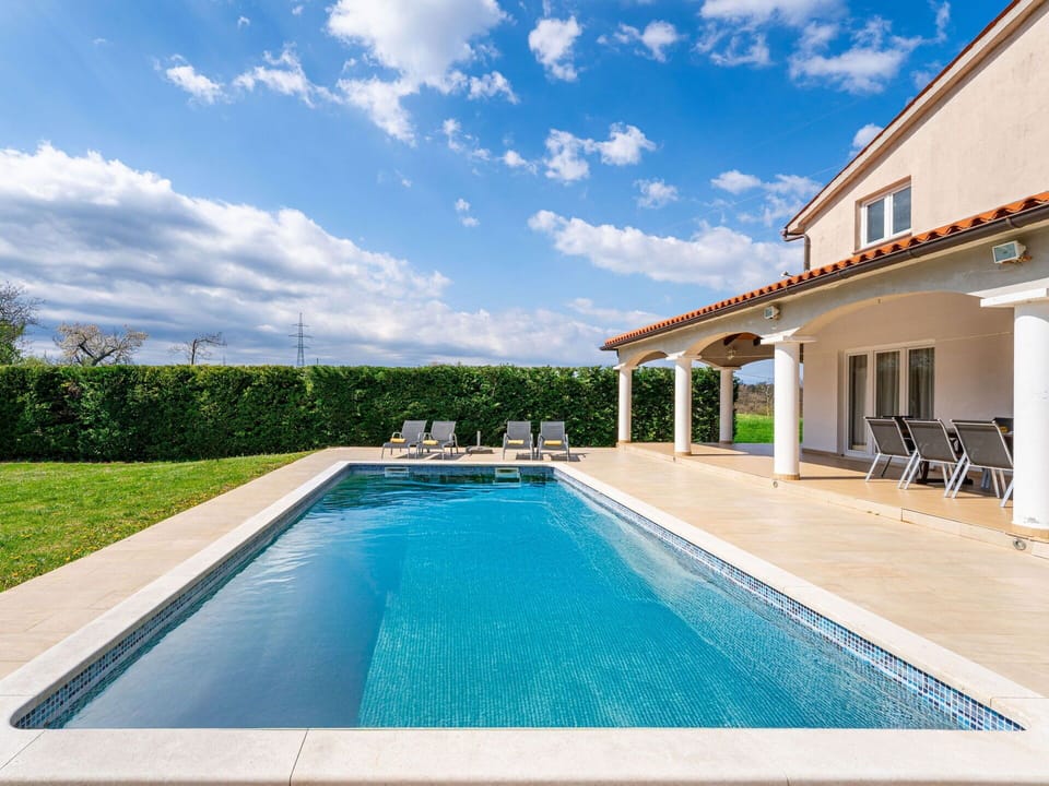 Swimming Pool, Composite Material, Apartment, Condominium, Villa, Landscaping, Resort, Hotel, Balcony, Eco Hotel