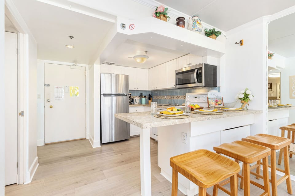 Modern open-concept kitchen with a spacious island