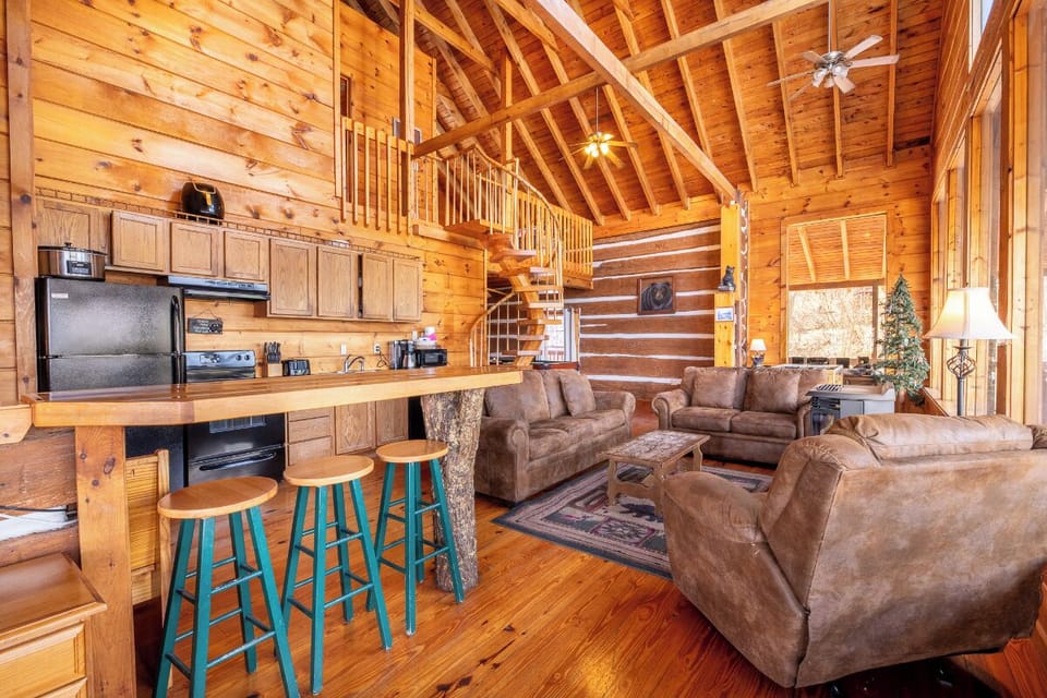 Mountain Memories 2's cozy living area