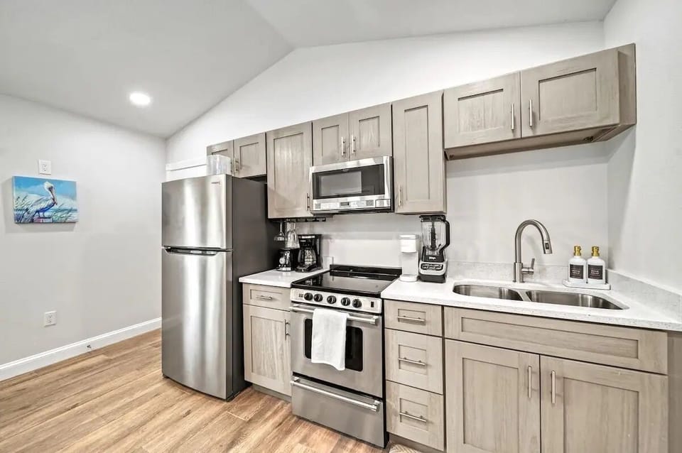 Full Kitchen