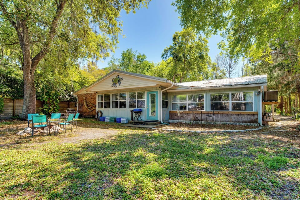 Backyard | Charcoal Grill | Gas Grill | Dining Area