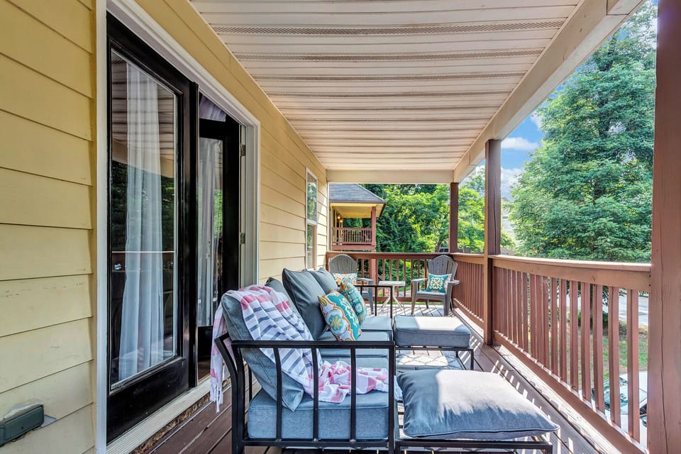 Zen Deck|Outdoor Furniture|Solar Lanterns|Off Bamboo Suite 