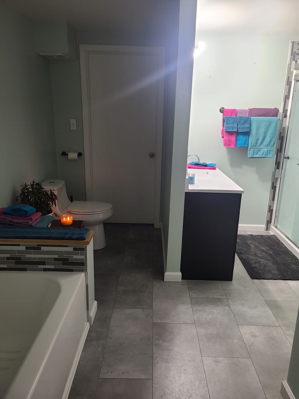 Shared Master Bath