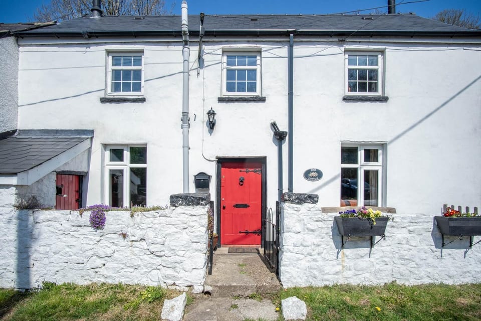 Rose Cottage - 3 Bedroom Cottage - Parkmill (6870)