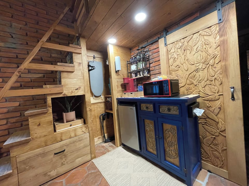 Kitchenette, Closet, Hangers, Iron Board & Iron, Luggage Rack
