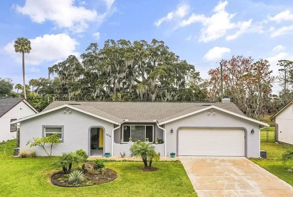 54ff9f6a-9b44-4bb4-bfb9-a1d52bf527a9