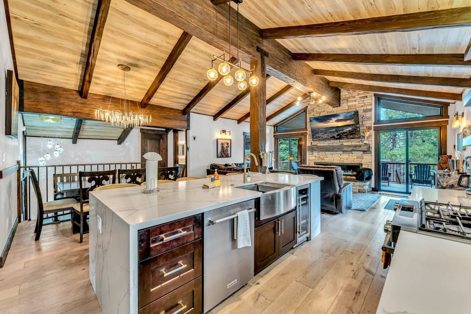 Kitchen: Upper floor, drip coffee maker, Crockpot, waffle maker, blender, toaster, cooking utensils, tableware