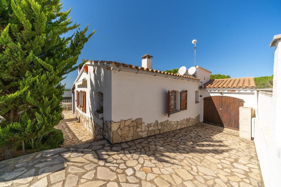 Holiday Home Exterior [summer]