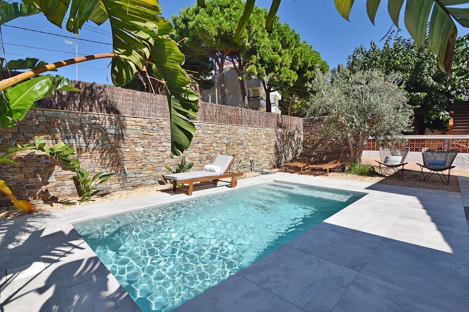 Holiday Home Swimming Pool