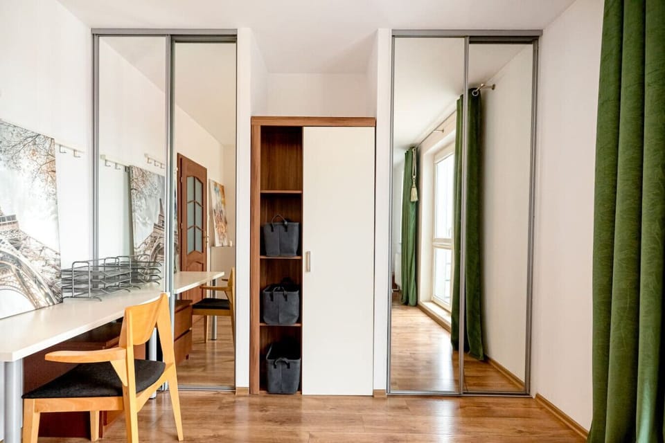 Living Room with Sofa Bed, Smart TV and Dining Table | Book Now with RENTUJEMY.COM