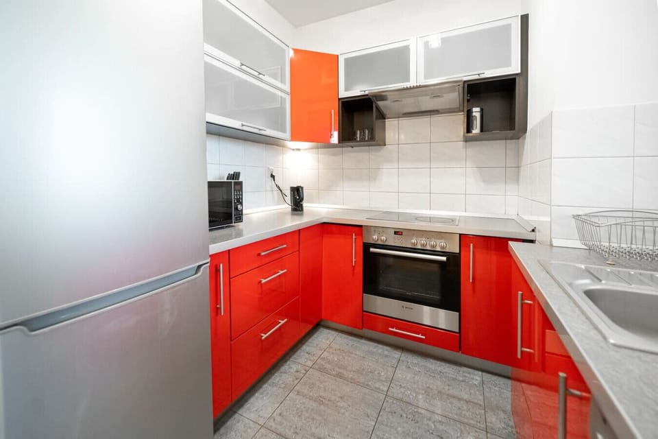 Kitchen | Book Now with RENTUJEMY.COM