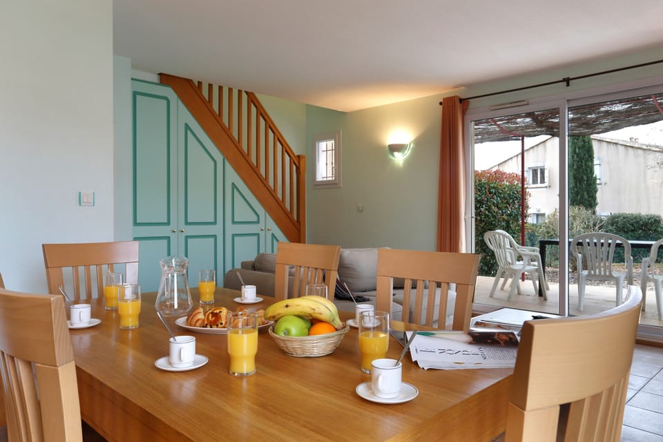 Tuck into a great meal in your dining area.