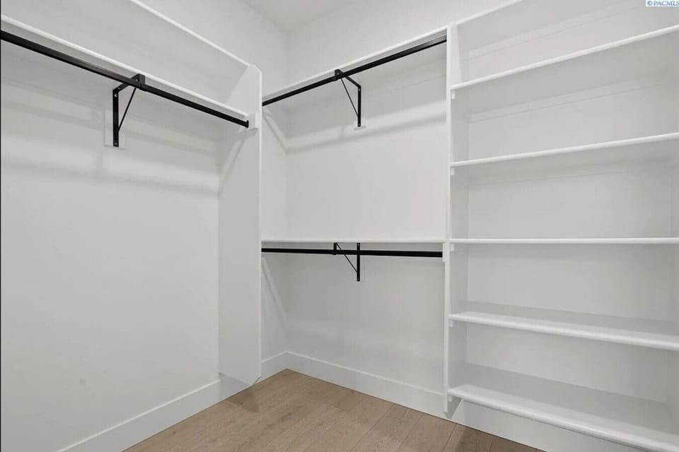 Primary Ensuite Walk-In Closet