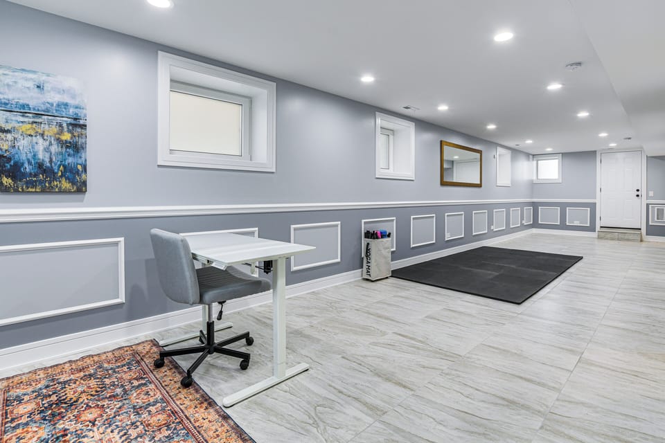 Basement | Smart TV | Yoga Mats | Workstation | 1st Floor